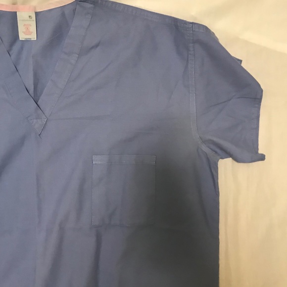 🔥SALE🔥 StandardTextile Blue Scrub Top - Picture 3 of 5